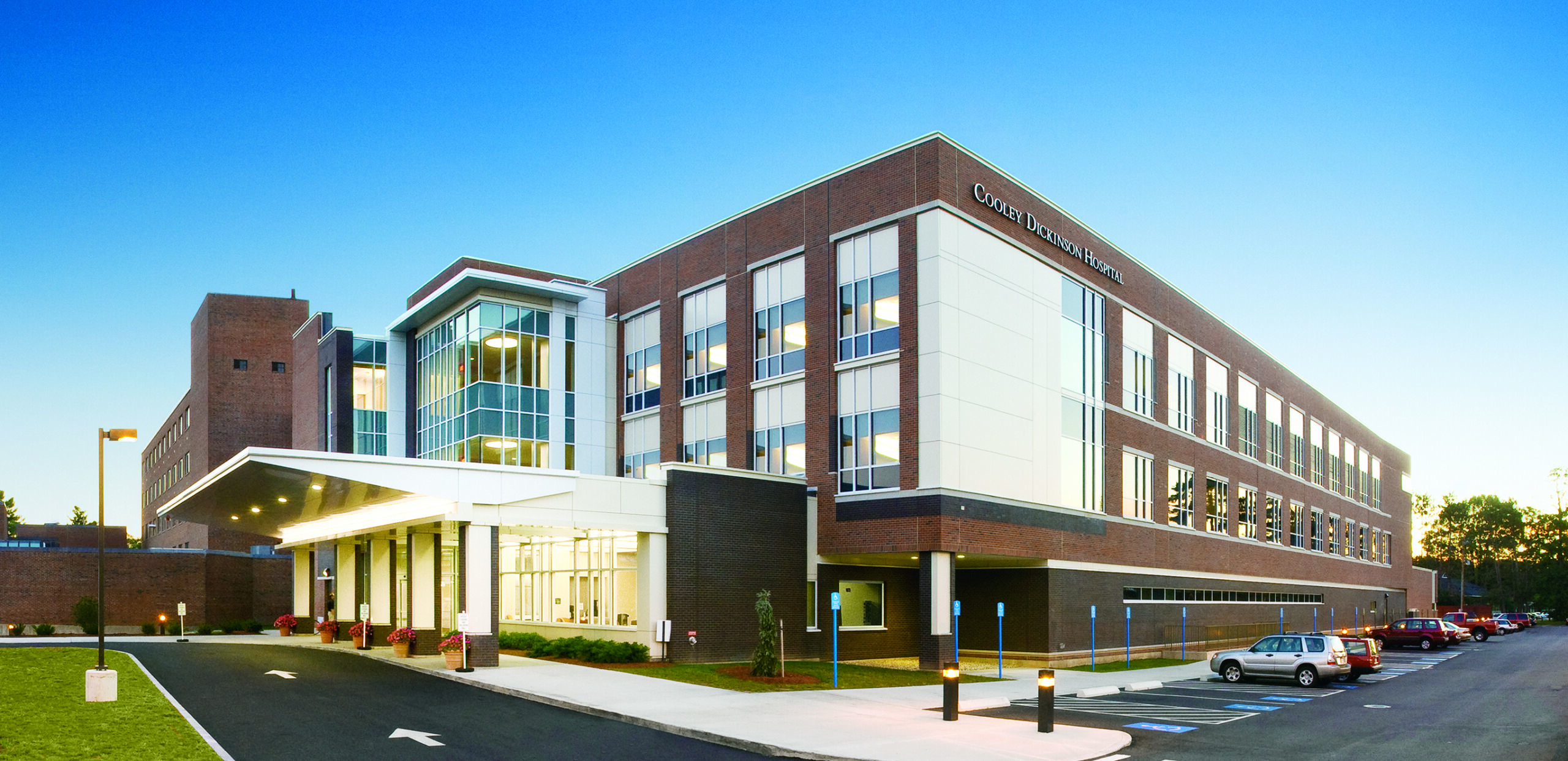 The north entrance to Cooley Dickinson Hospital, 30 Locust Street, Northampton, MA 01060.