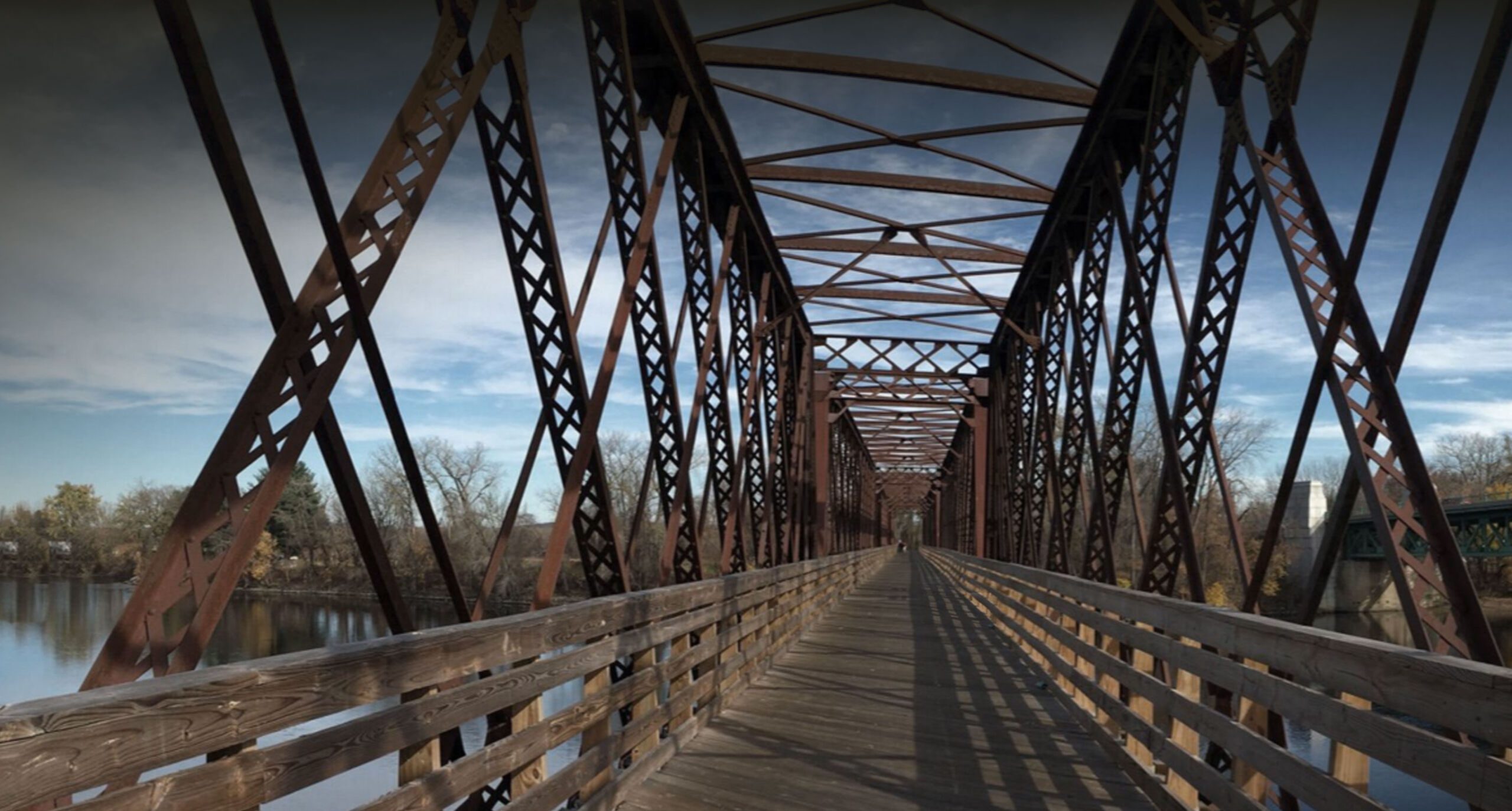 Bridge over the Connecticut River on the Norwottuck Rail Trail, Northampton, MA 01060.