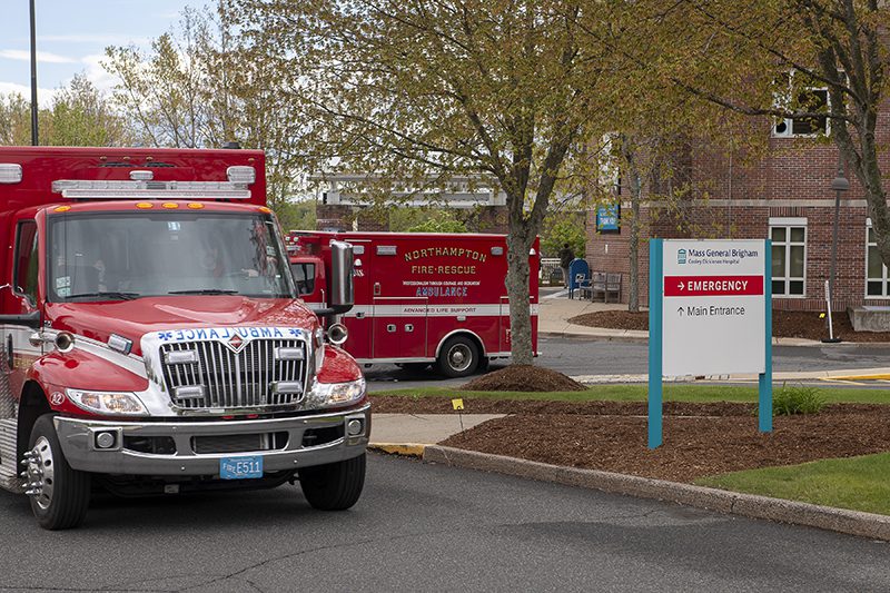 Exterior shot of Cooley Dickinson Hospital's Emergency Department