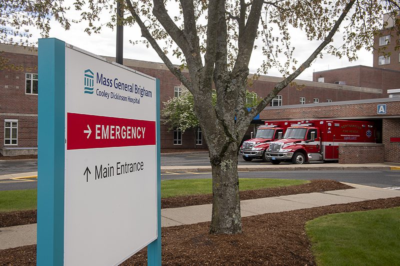 Exterior shot of Cooley Dickinson Hospital's Emergency Department