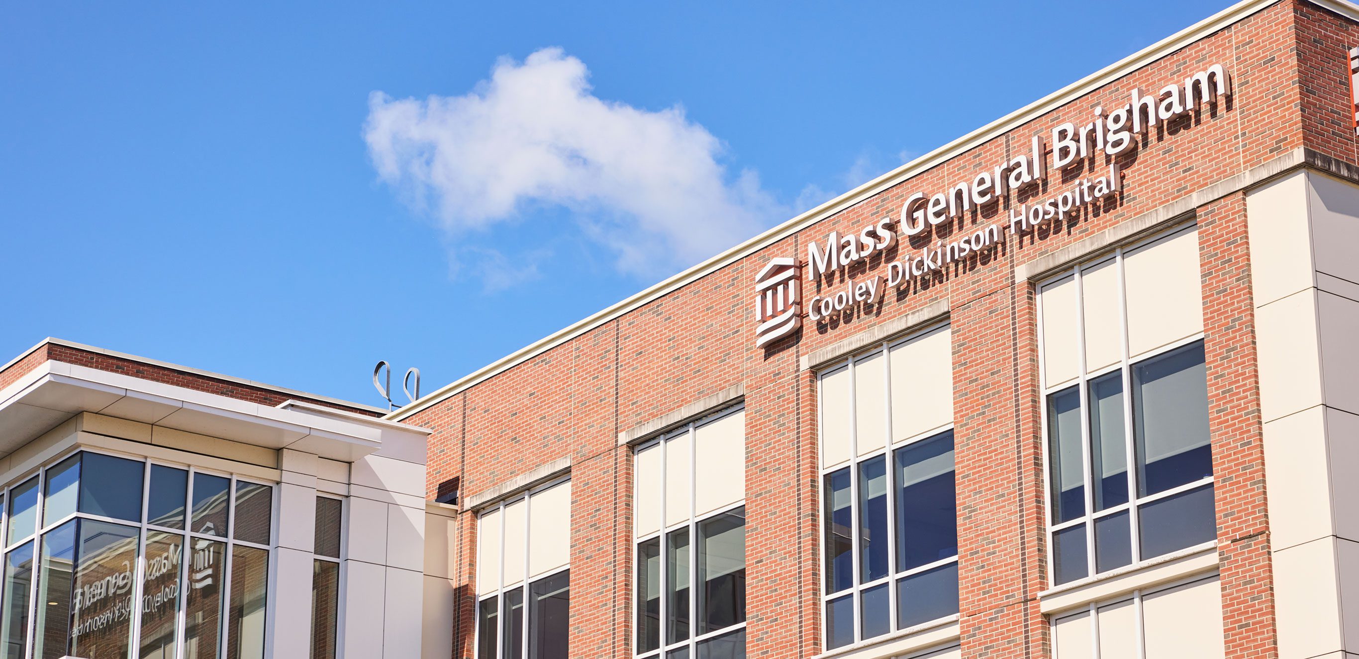 Exterior shot of the front of Cooley Dickinson Hospital